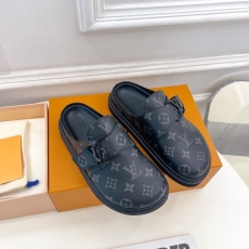 Louis Vuitton Slippers